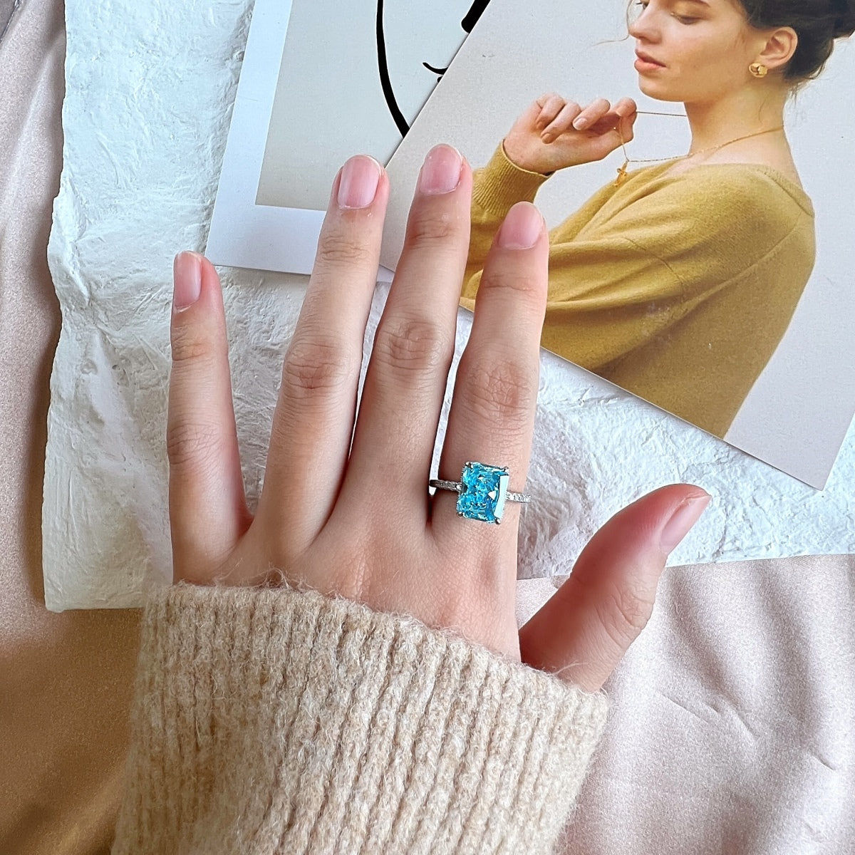 [AURORA]4,0 Karat Luxuriöser Verlobungsring