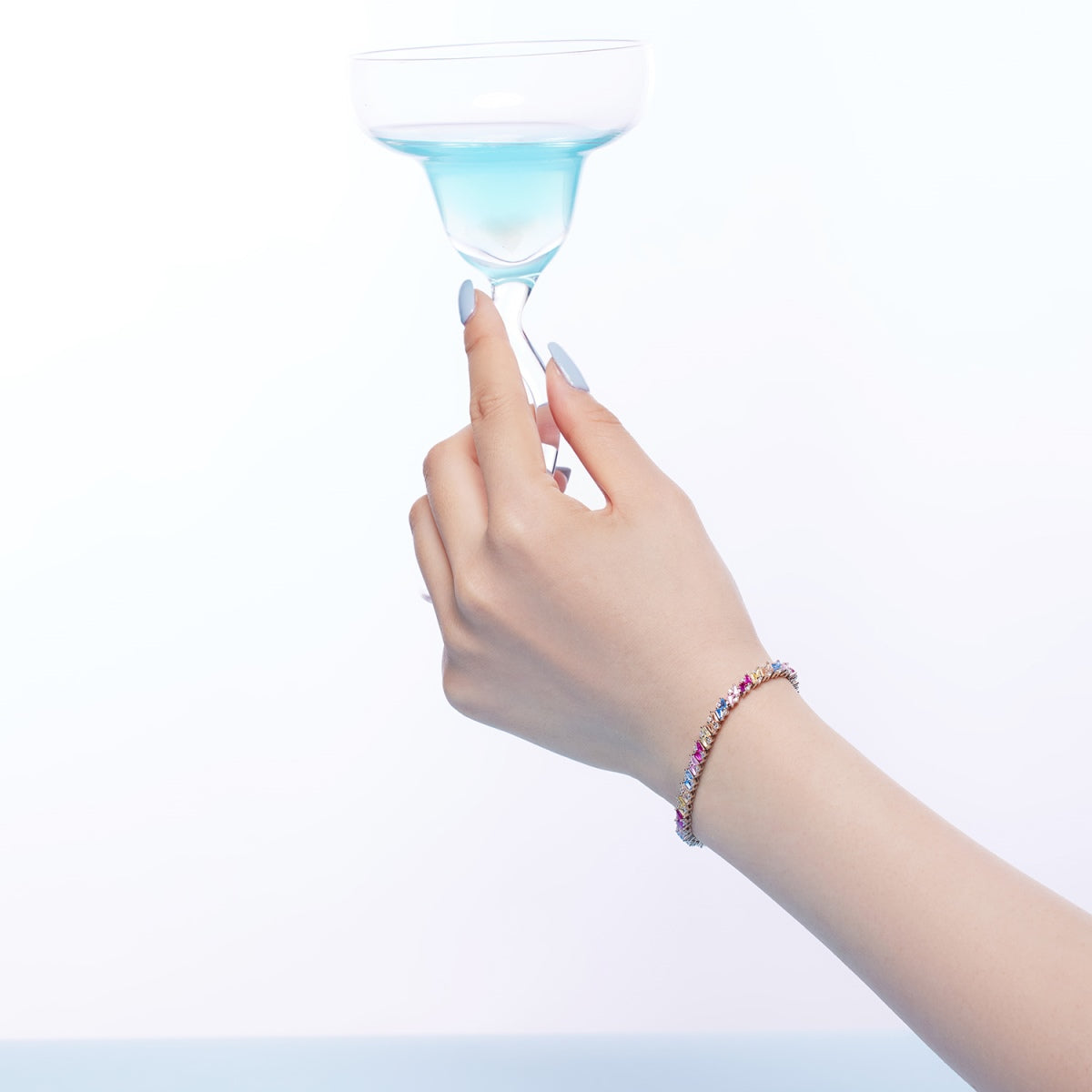[AURORA]華やかな輝きのマルチカットパーティーブレスレット