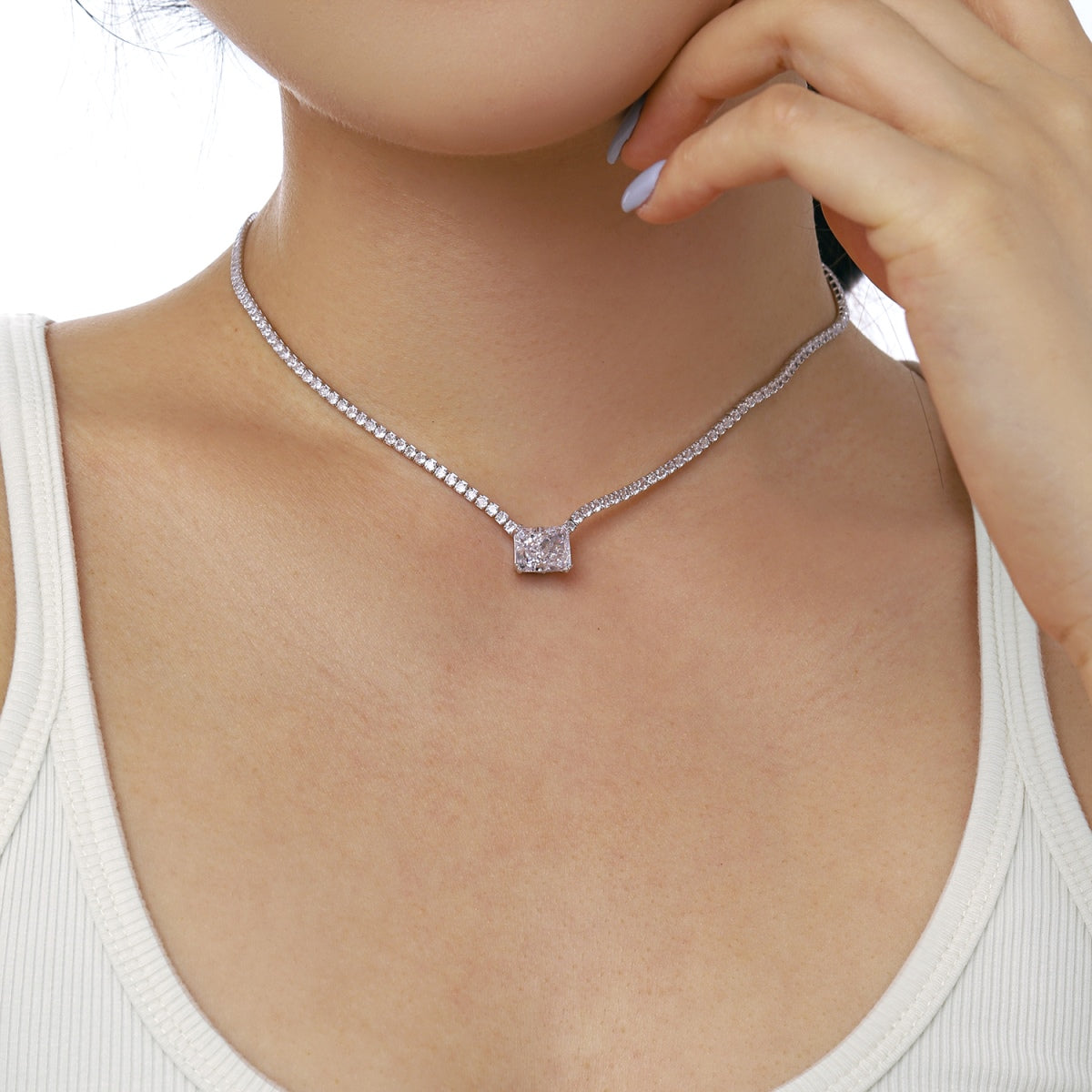 [Baslove]4.0 Carat Elegant Radiant Cut Necklace