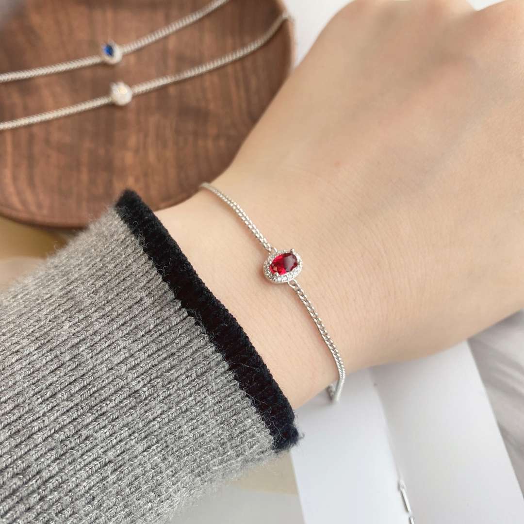 [AURORA]美しいオーバルシェイプのブレスレット