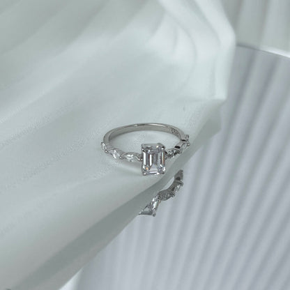 [Baslove]1.0 Carat Dainty Resplendent Radiant Cut Daily Ring