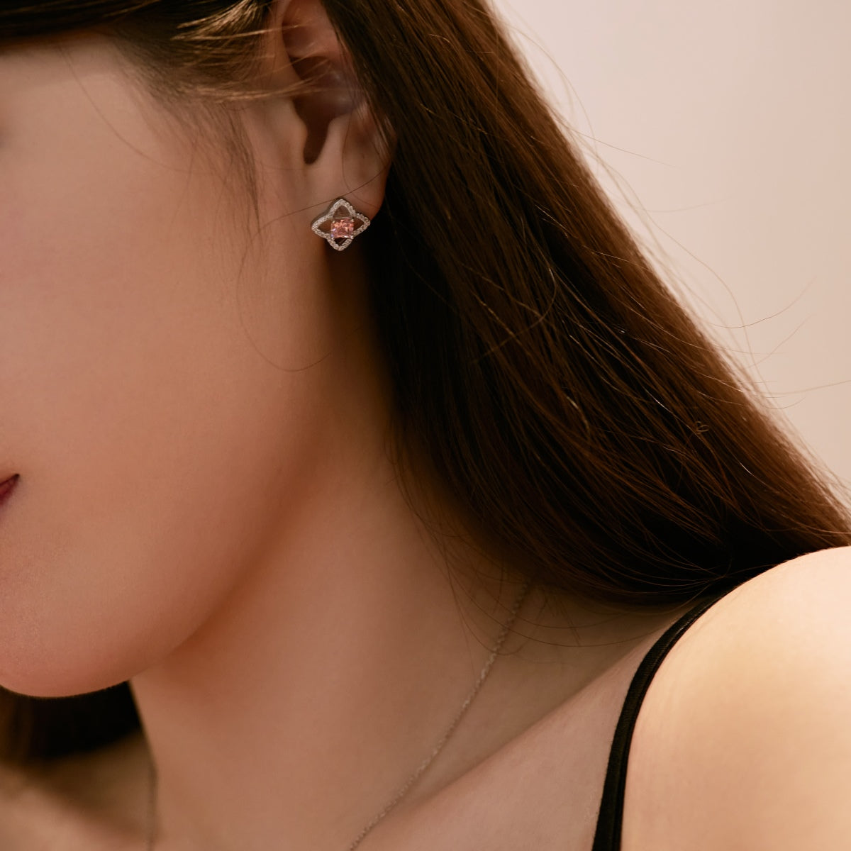 [AURORA]Elegant Star Shape Princess Cut Daily Earrings