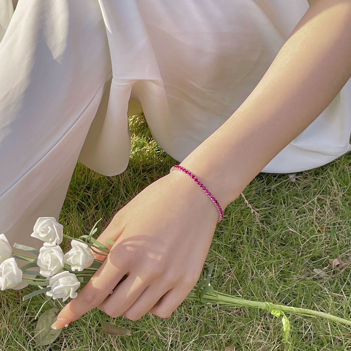 [AURORA] Strahlend buntes Party-Armband im Rundschliff