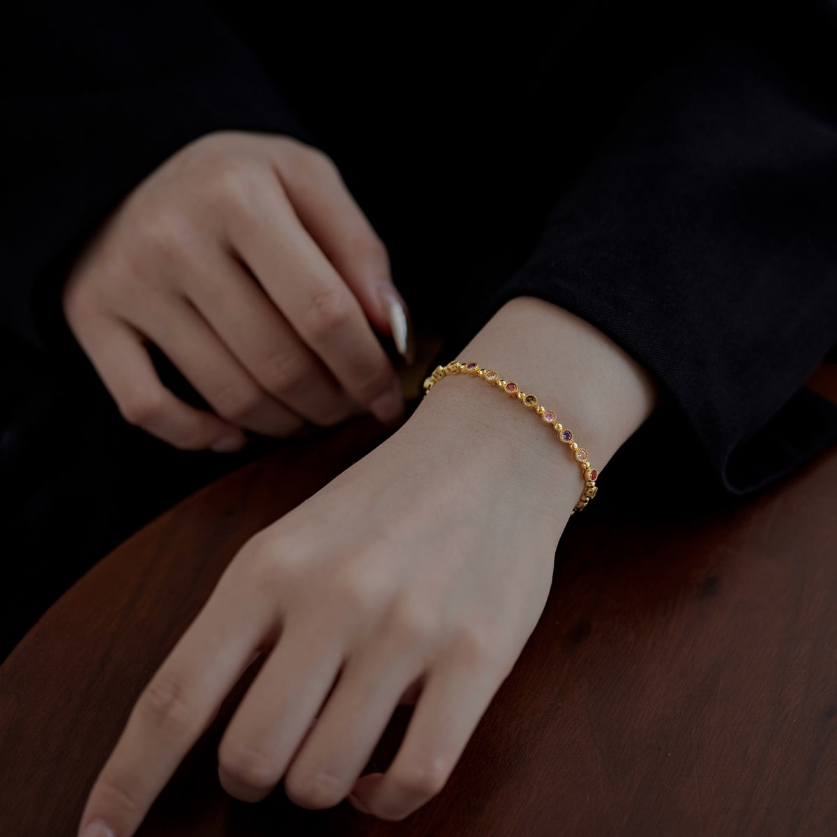 [AURORA] Funkelndes, exquisites Party-Armband im Rundschliff