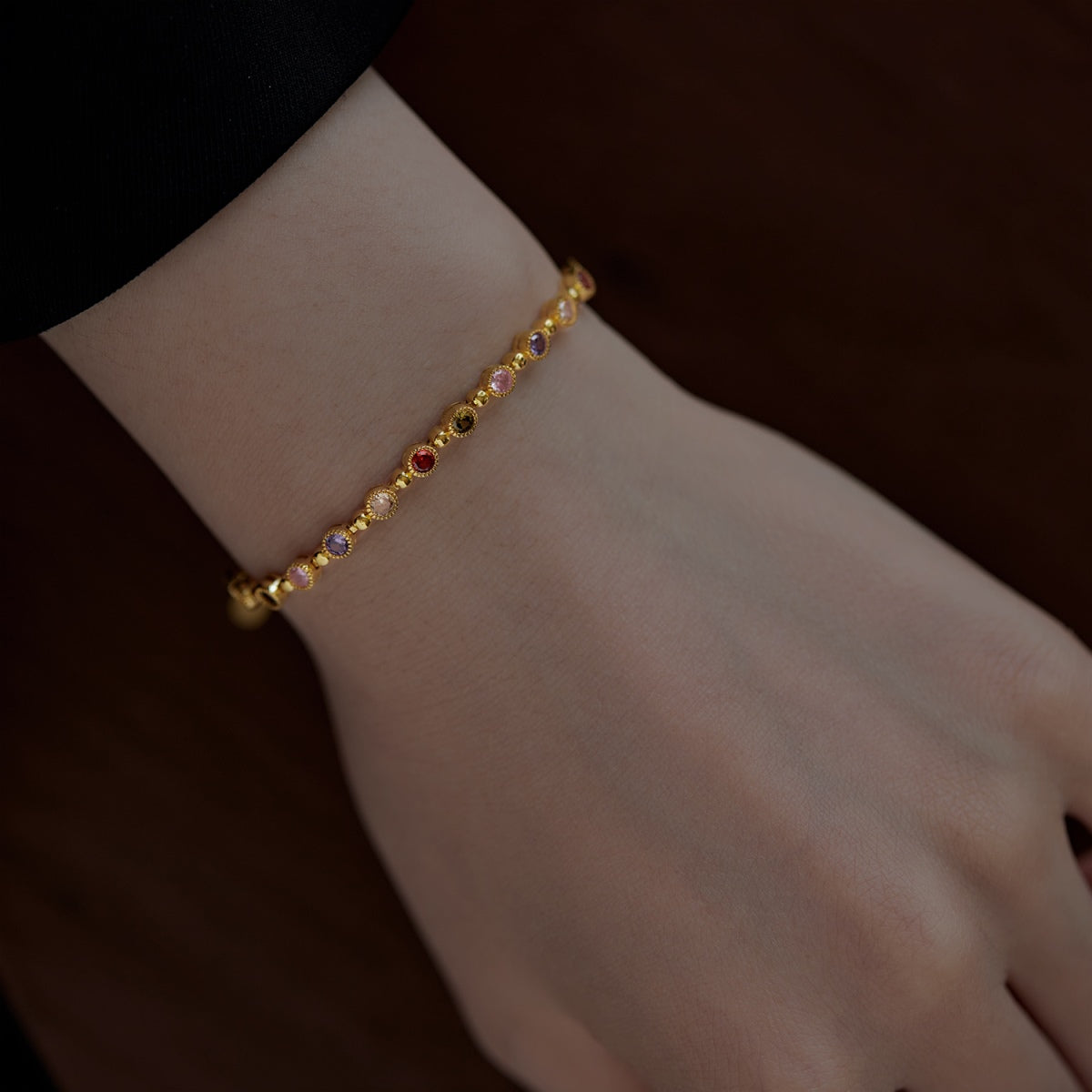 [AURORA] Funkelndes, exquisites Party-Armband im Rundschliff