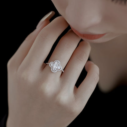 [Baslove]Luxurious Eternity Flower Shape Banquet Ring