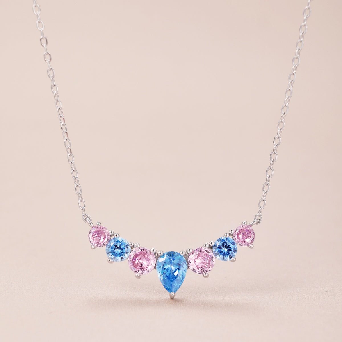 [AURORA]華奢なカラフルハートネックレス