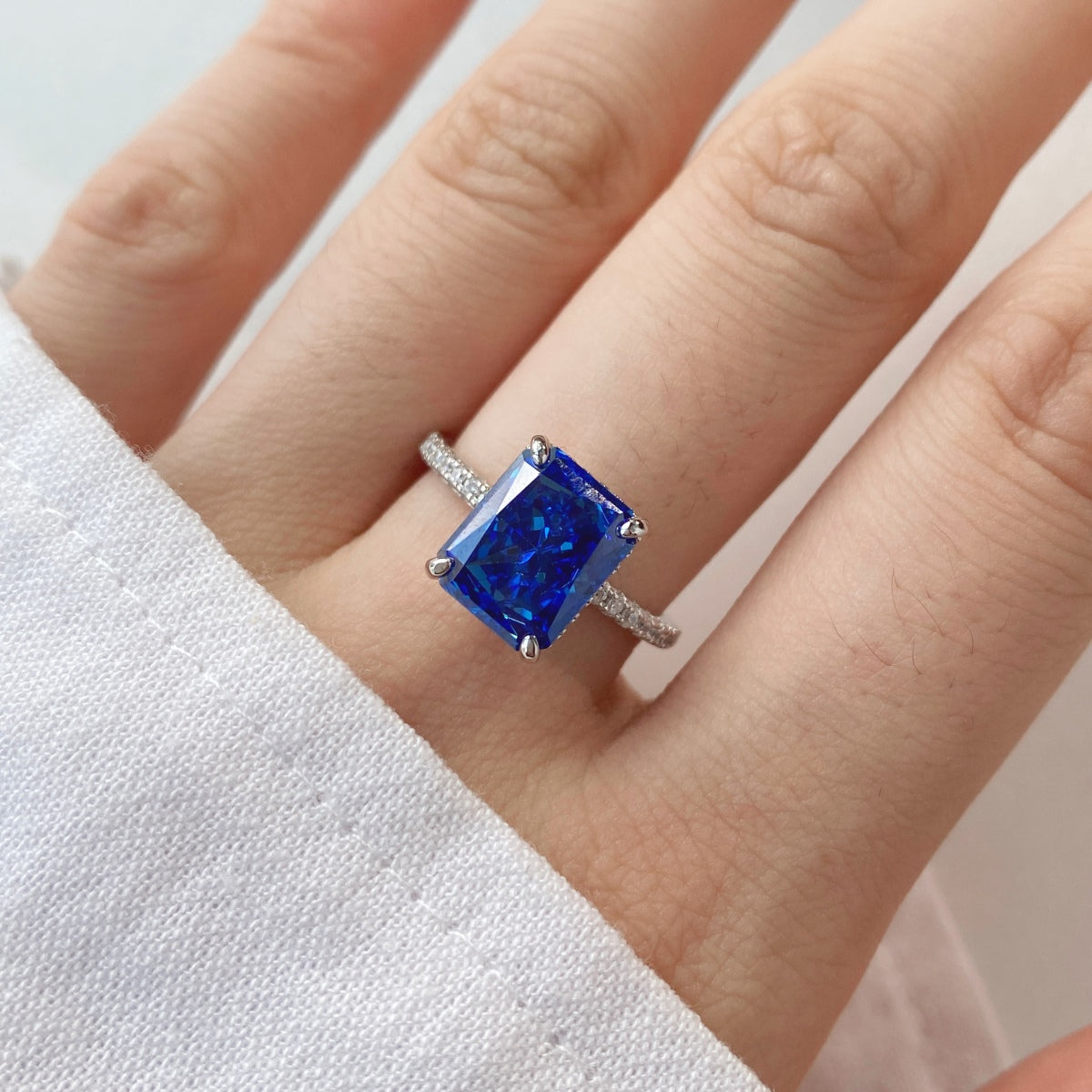 [AURORA]4,0 Karat Luxuriöser Verlobungsring