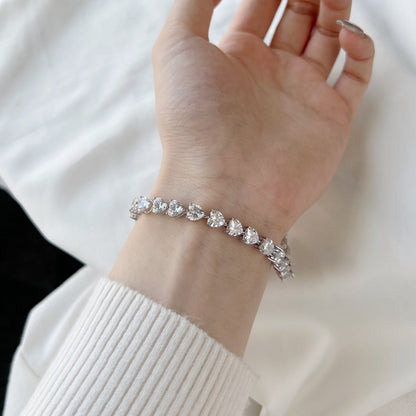 [Baslove]0.75 Carat Elegant Romantic Heart Shape Lover Bracelet