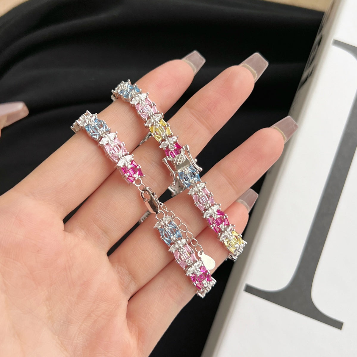 [AURORA]繊細でカラフルなマルチカットパーティーブレスレット
