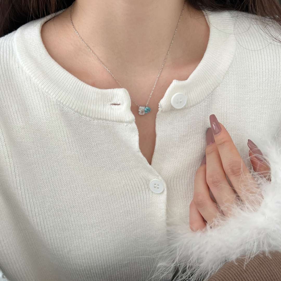 [Baslove]Dazzling Square & Heart Shape Necklace