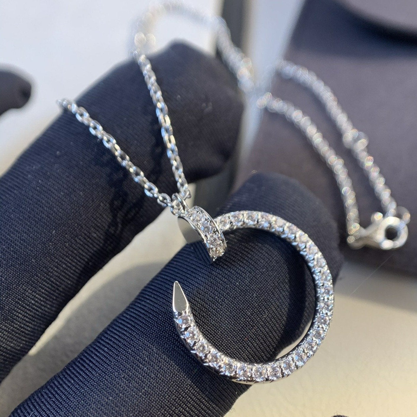 [Baslove]JUSTE NECKLACE SILVER DIAMONDS