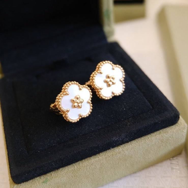 [Baslove]LUCKY PINK GOLD WHITE MOP EARRINGS