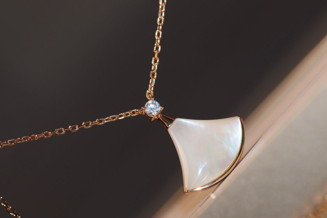 [Baslove]DREAM NECKLACE WHITE MOP PINK GOLD 1 DIAMOND