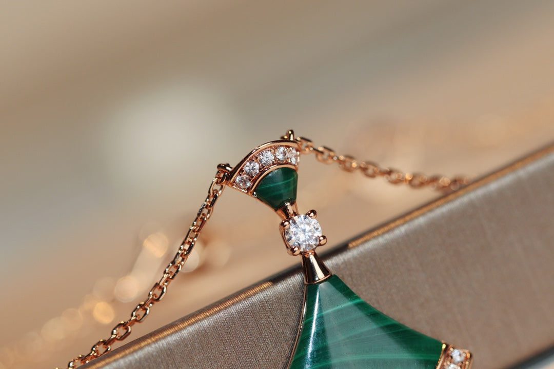 [Baslove]DREAM NECKLACE MALACHITE DIAMOND