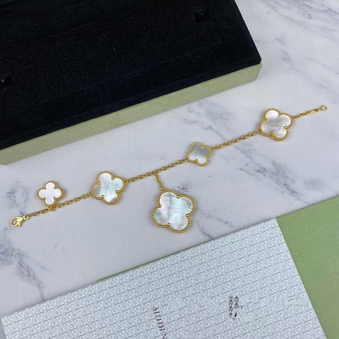 [Baslove]MAGIC CLOVER MOP GOLD BRACELET 5 MOTIFS