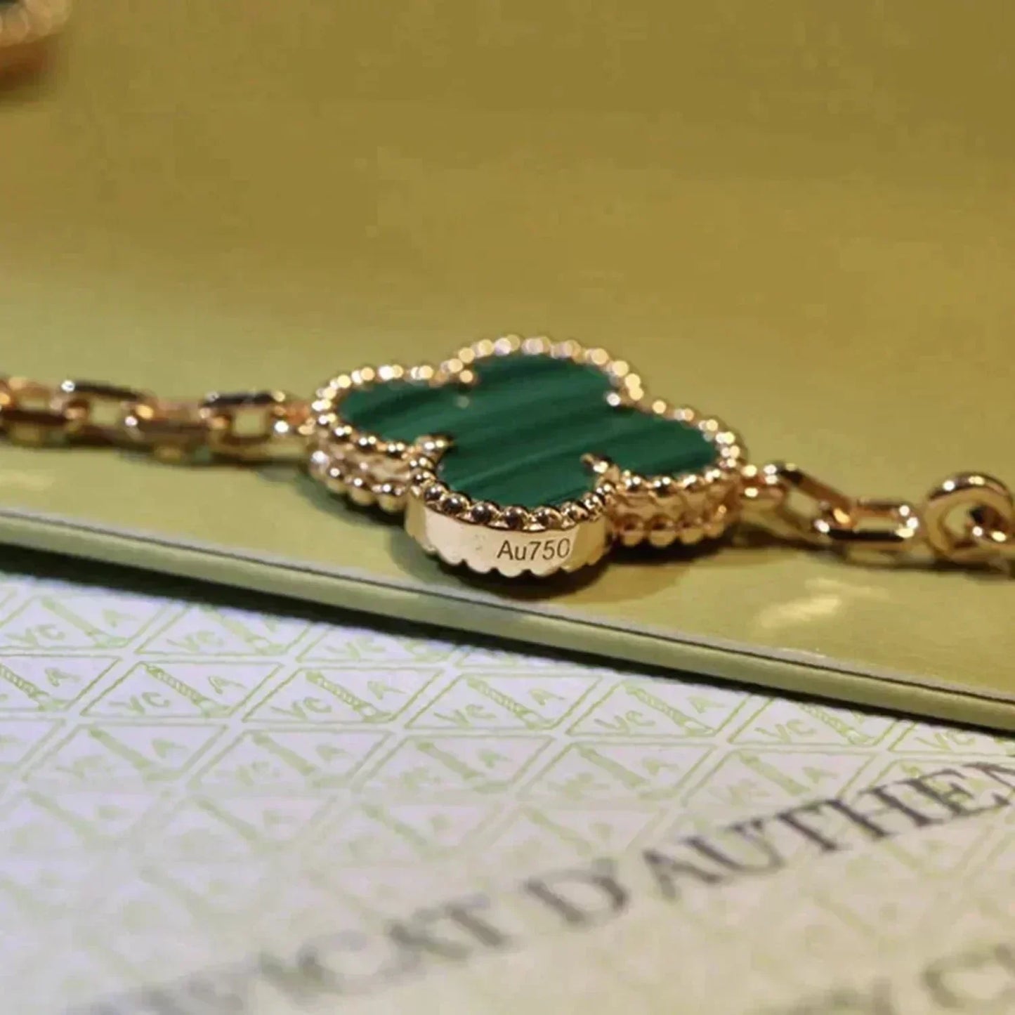 [Baslove]CLOVER 5 MOTIFS MALACHITE BRACELET