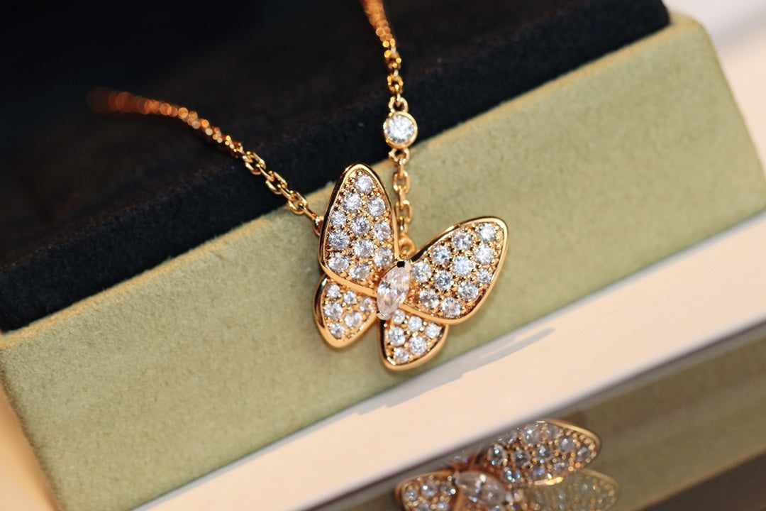 [Baslove]BUTTERFLY DIAMOND NECKLACE