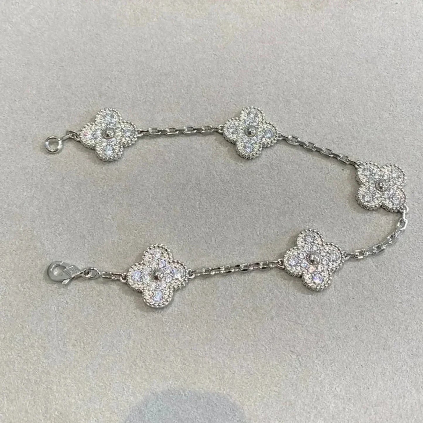 [Baslove]CLOVER 5 MOTIFS  DIAMOND BRACELET SILVER