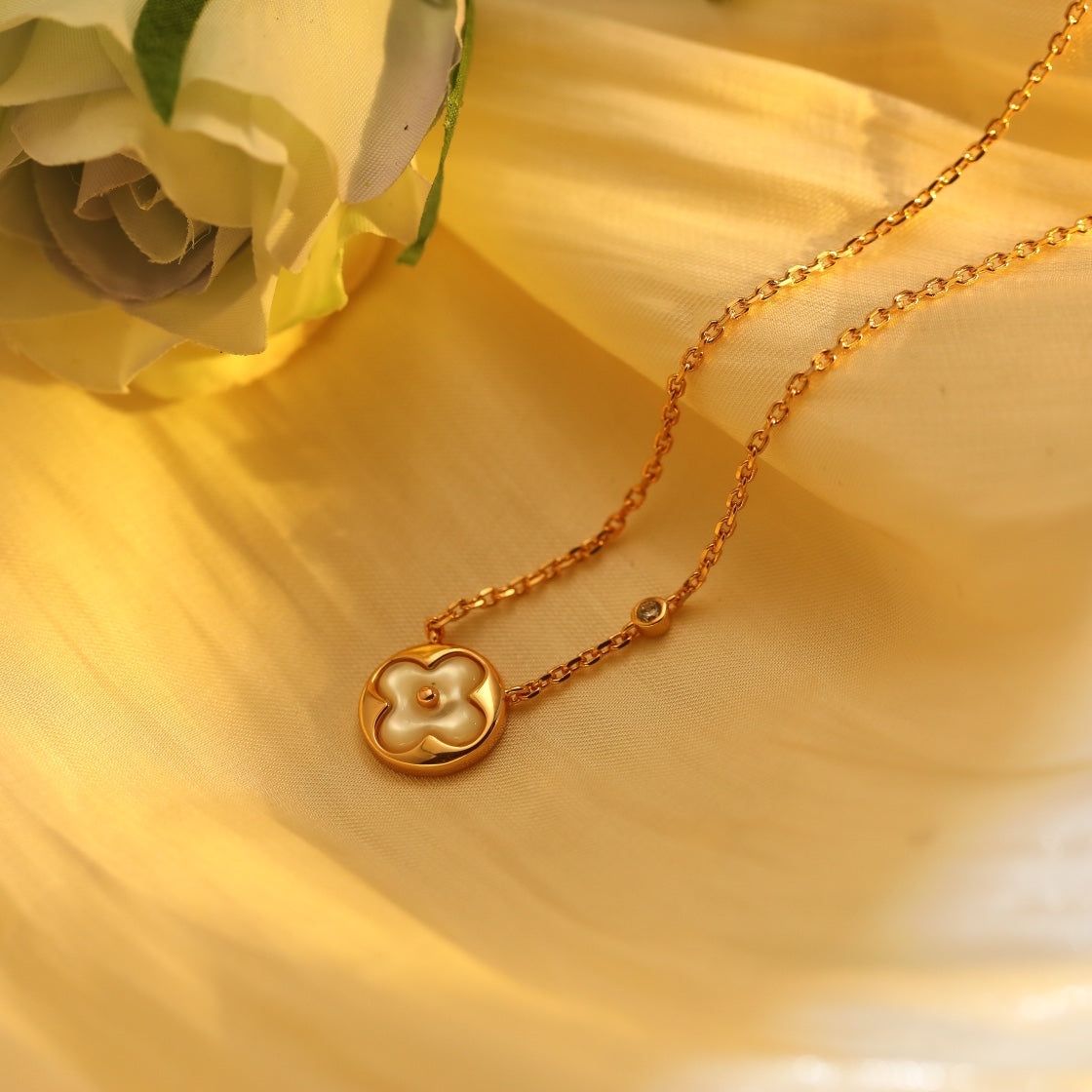 [Baslove]SUN PEDANT PINK GOLD 1 DIAMOND NECKLACE