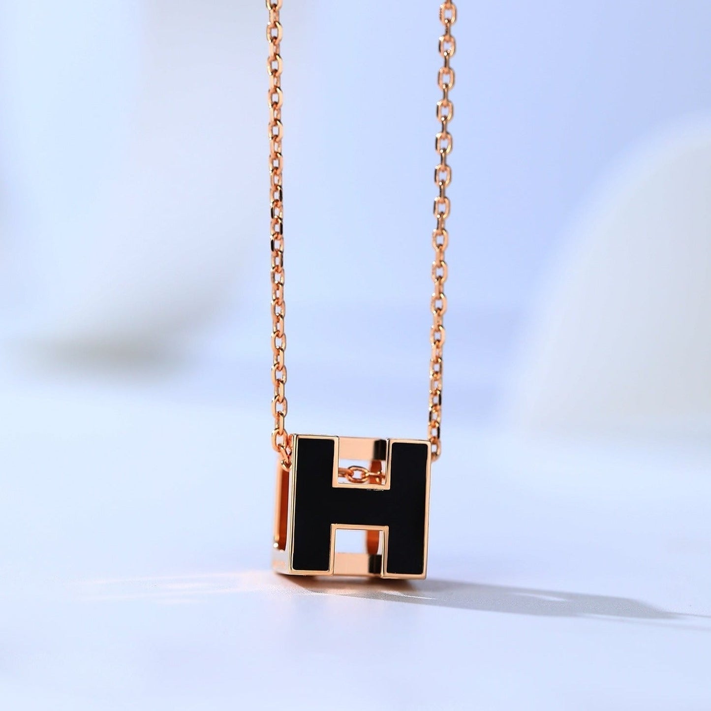 [Baslove]HM CAGE PINK GOLD NECKLACE