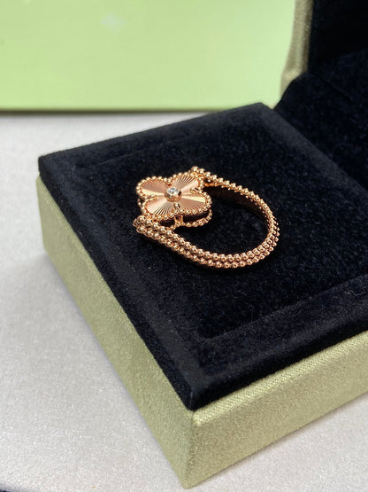 [Baslove]CLOVER RIVERSIBLE ROSE GOLD RING