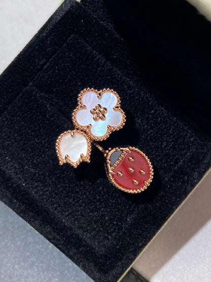 [Baslove]LUCKY 3 MOTIF ROSE GOLD RING