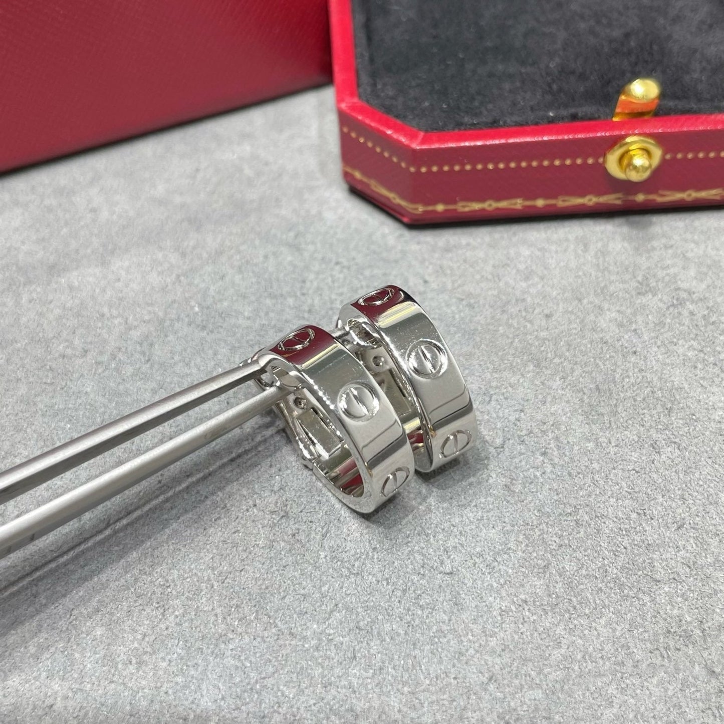 [AURORA]LOVE 5.5MM EARRINGS