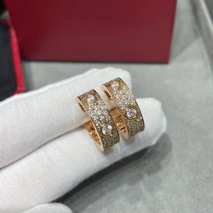 [AURORA]LOVE 5.5MM DIAMOND PAVED EARRINGS