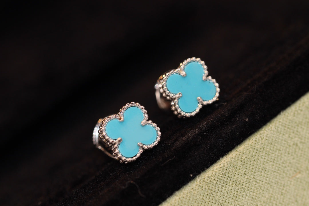 [Baslove]CLOVER MINI TURQUOISE SILVER STUD EARRINGS