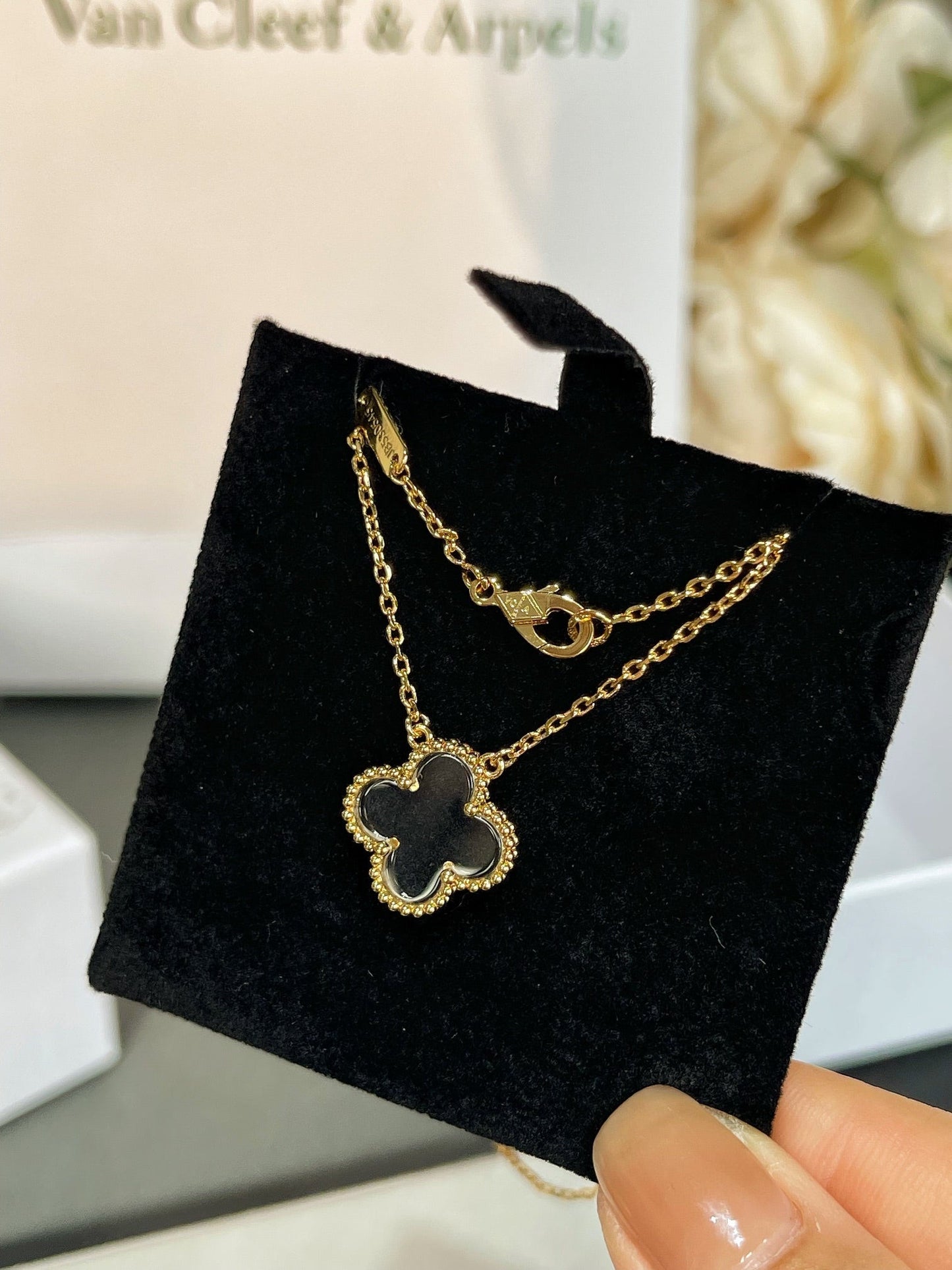 [Baslove]CLOVER ROCK CRYSTAL ROSE GOLD NECKLACE