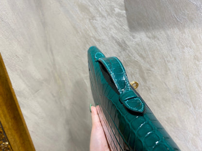 KELLY CUT 31 IN PINE GREEN SHINNY ALLIGATOR LEATHER WITH GOLD HARDWARE (MADE-TO-ODER)