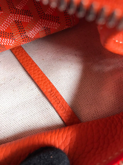 HARDY PM BAG 40 IN ORANGE GOYARDINE CANVAS AND TAURILLON LEATHER TRIM