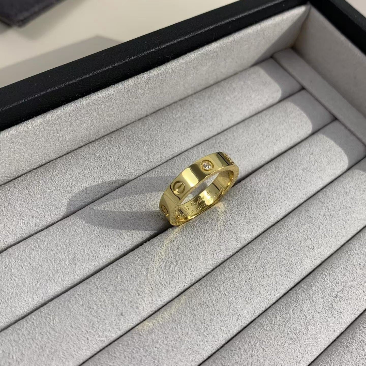 [オーロラ]ラブリング 4mm ダイヤモンド1個 ゴールド
