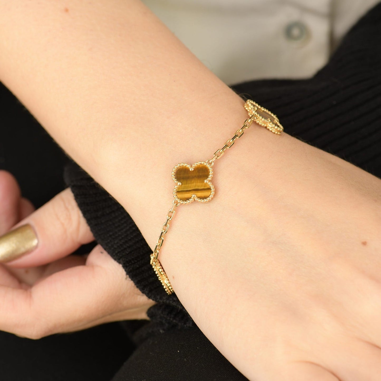 [Baslove]CLOVER  5 MOTIFS TIGER EYE BRACELET