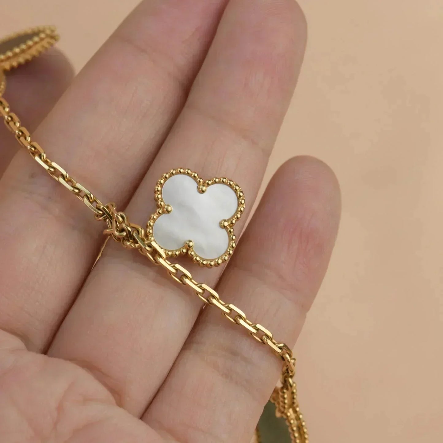 [Baslove]LUCKY SPRING 5 MOTIF GOLD BRACELET