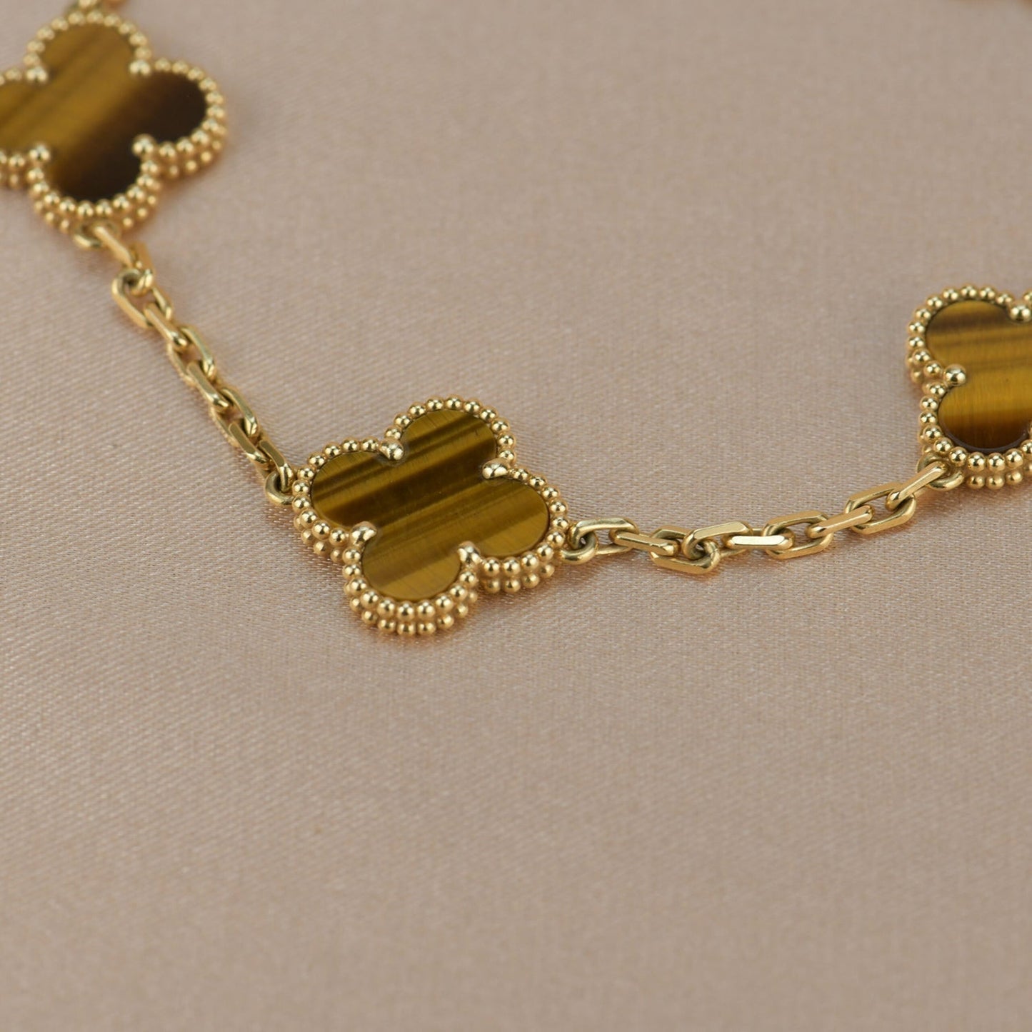 [Baslove]CLOVER  5 MOTIFS TIGER EYE BRACELET