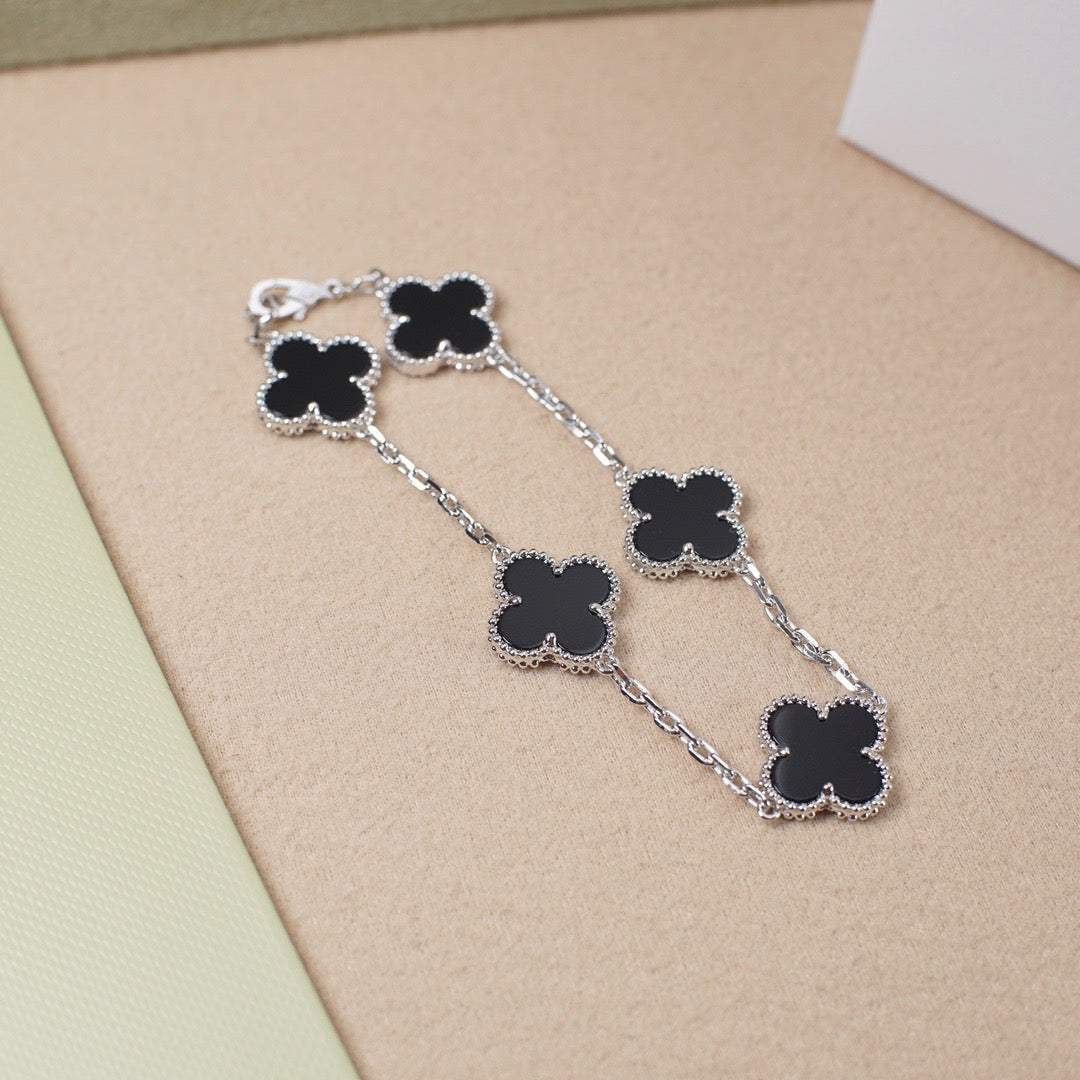 [Baslove]CLOVER 5 MOTIF ONYXS  BRACELET SILVER