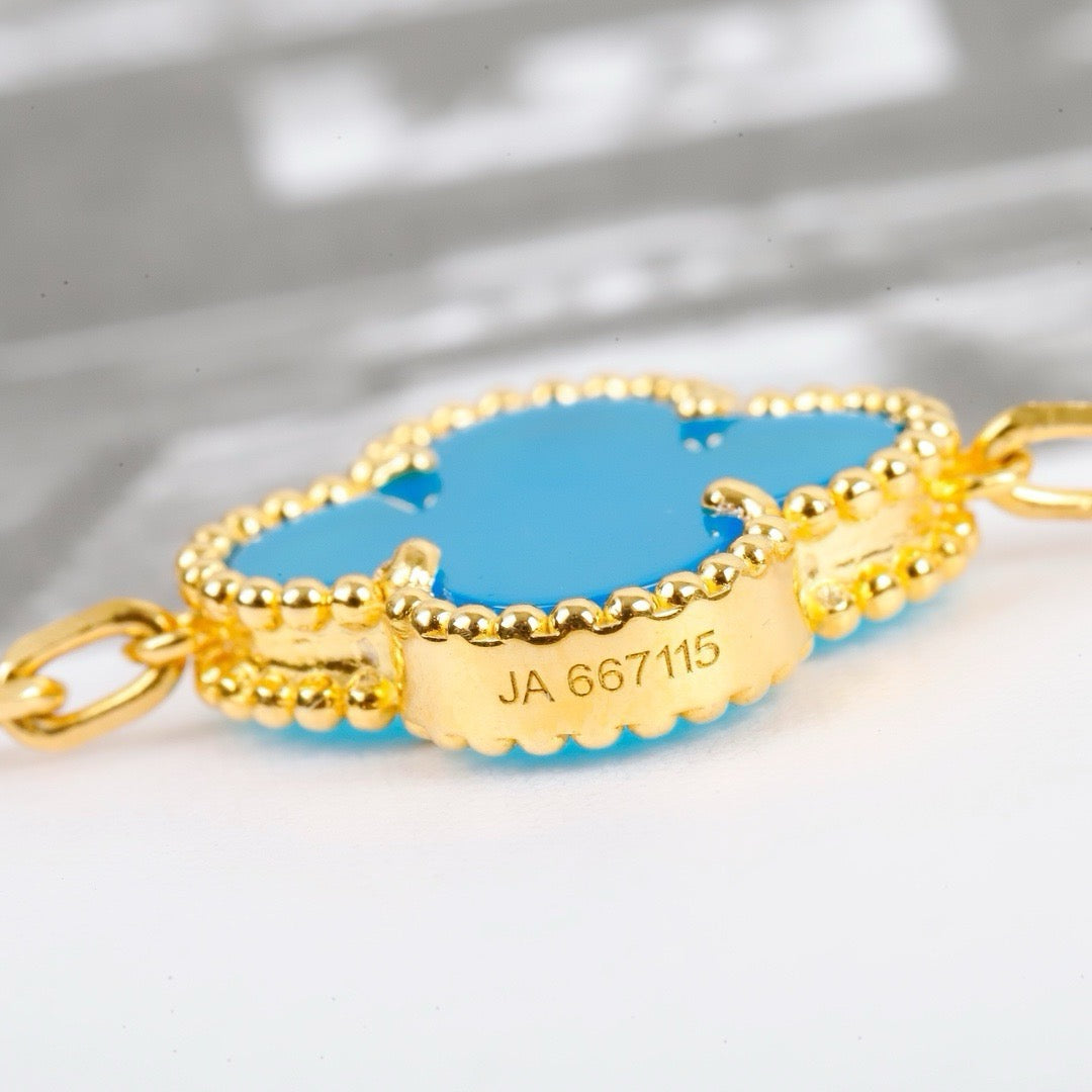 [Baslove]CLOVER 5 MOTIFS TURQUOISE BRACELET