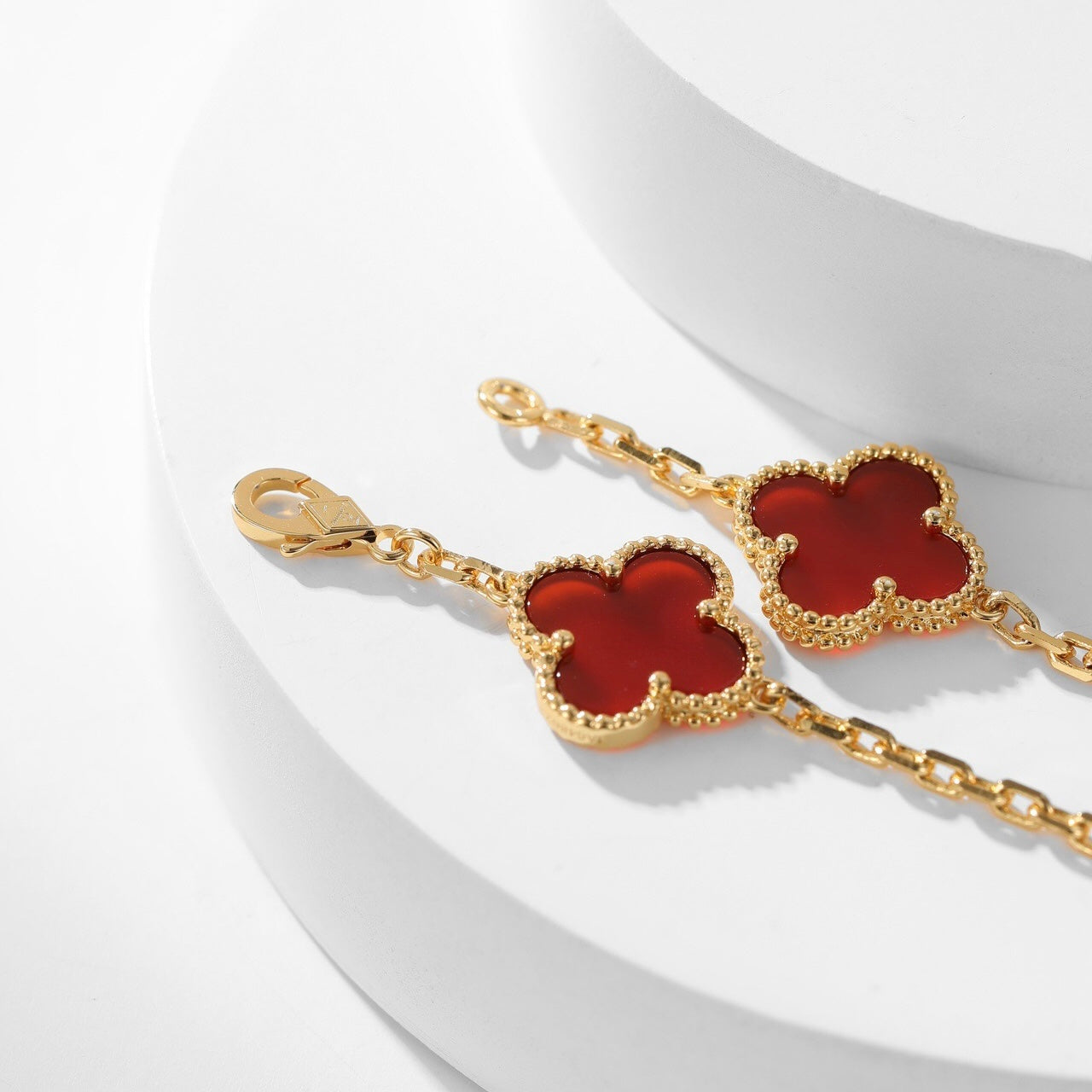 [Baslove]CLOVER 10 MOTIFS CARNELIAN NECKLACE