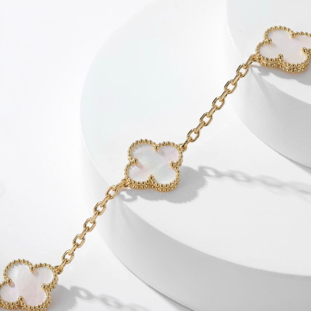 [Baslove]CLOVER 10 MOTIFS WHITE MOTHER OF PEARL NECKLACE