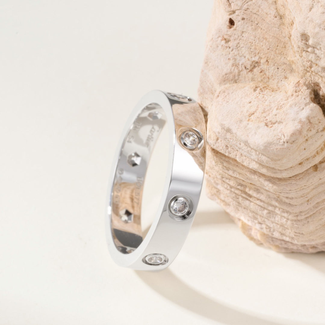 [AURORA]LOVE 4MM 8 DIAMOND RING