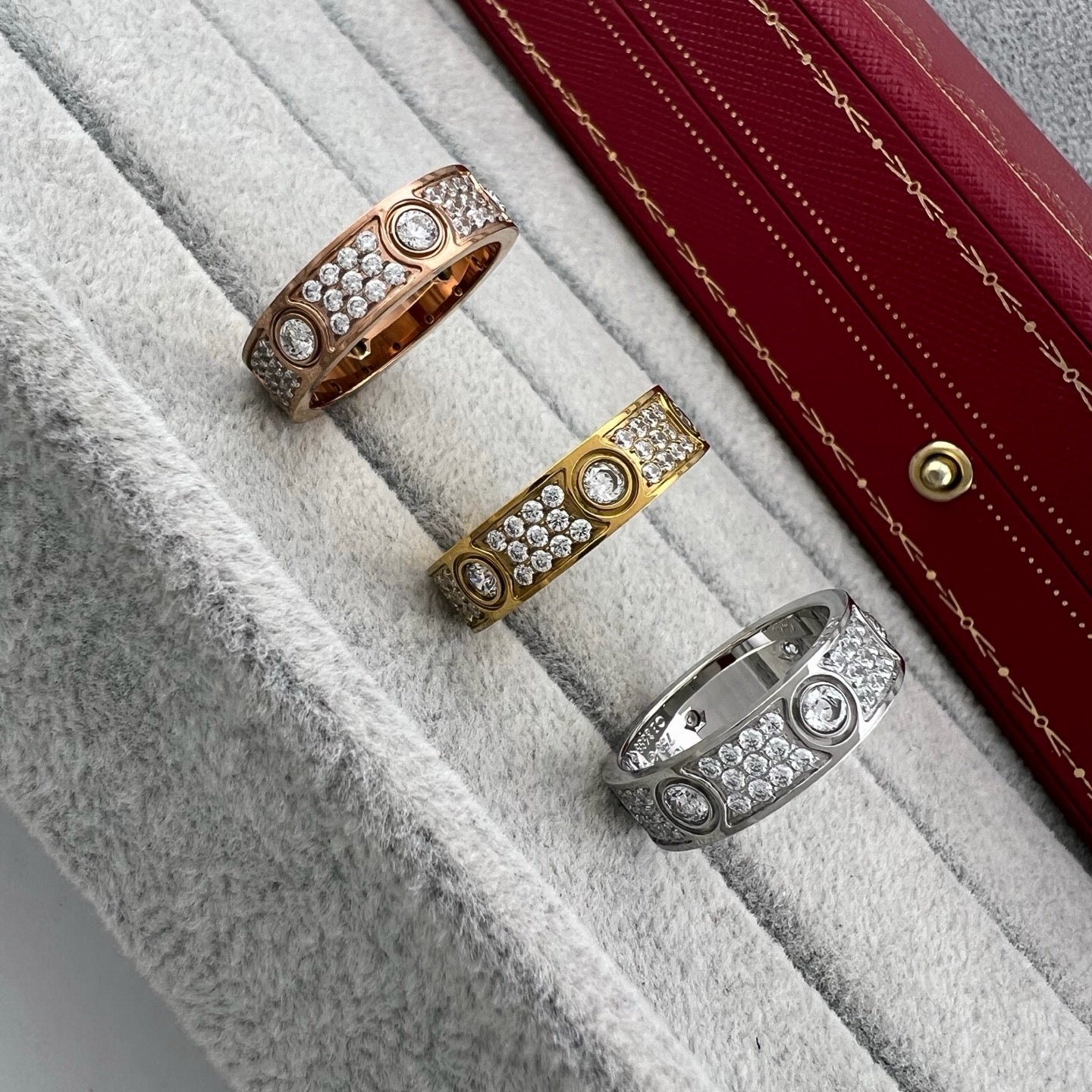 [AURORA]LOVE 5.5MM FULL-PAVE 6-DIAMOND RING