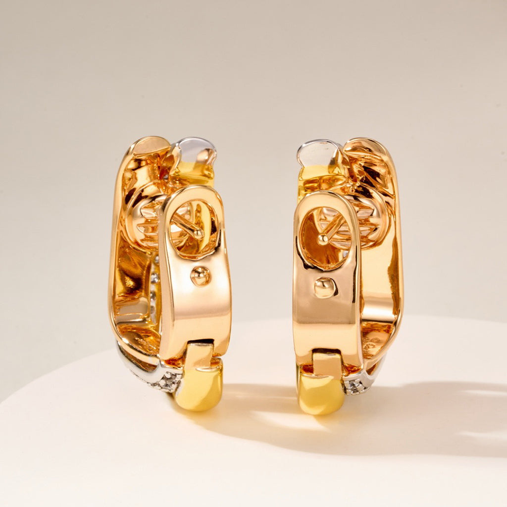 [AURORA]TRINITY HALF DIAMOND  CUSHION EARRINGS