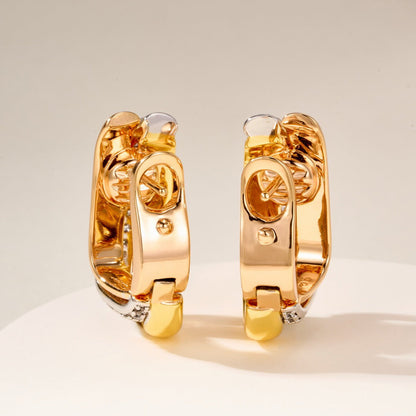 [AURORA]TRINITY HALF DIAMOND  CUSHION EARRINGS