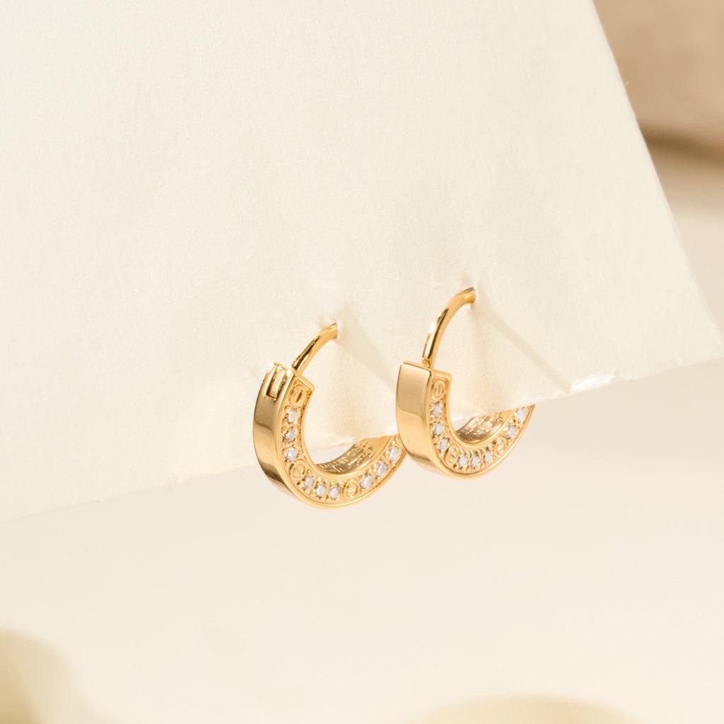 [AURORA]LOVE DIAMOND EARRINGS