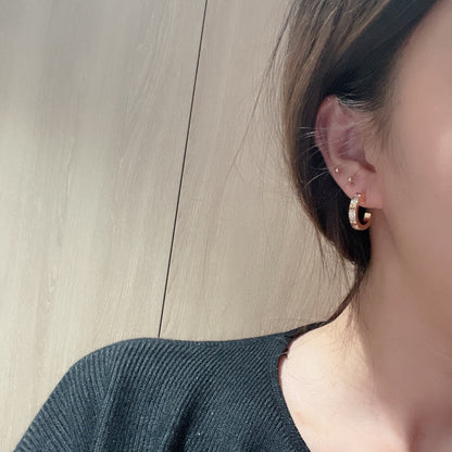 [AURORA]LOVE 5.5MM DIAMOND PAVED EARRINGS