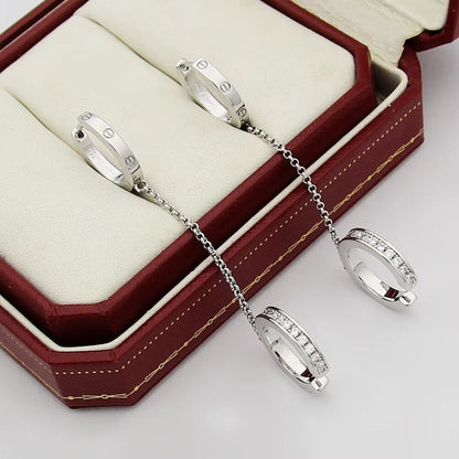 [AURORA]LOVE 3.0MM HALF DIAMOND EARRINGS