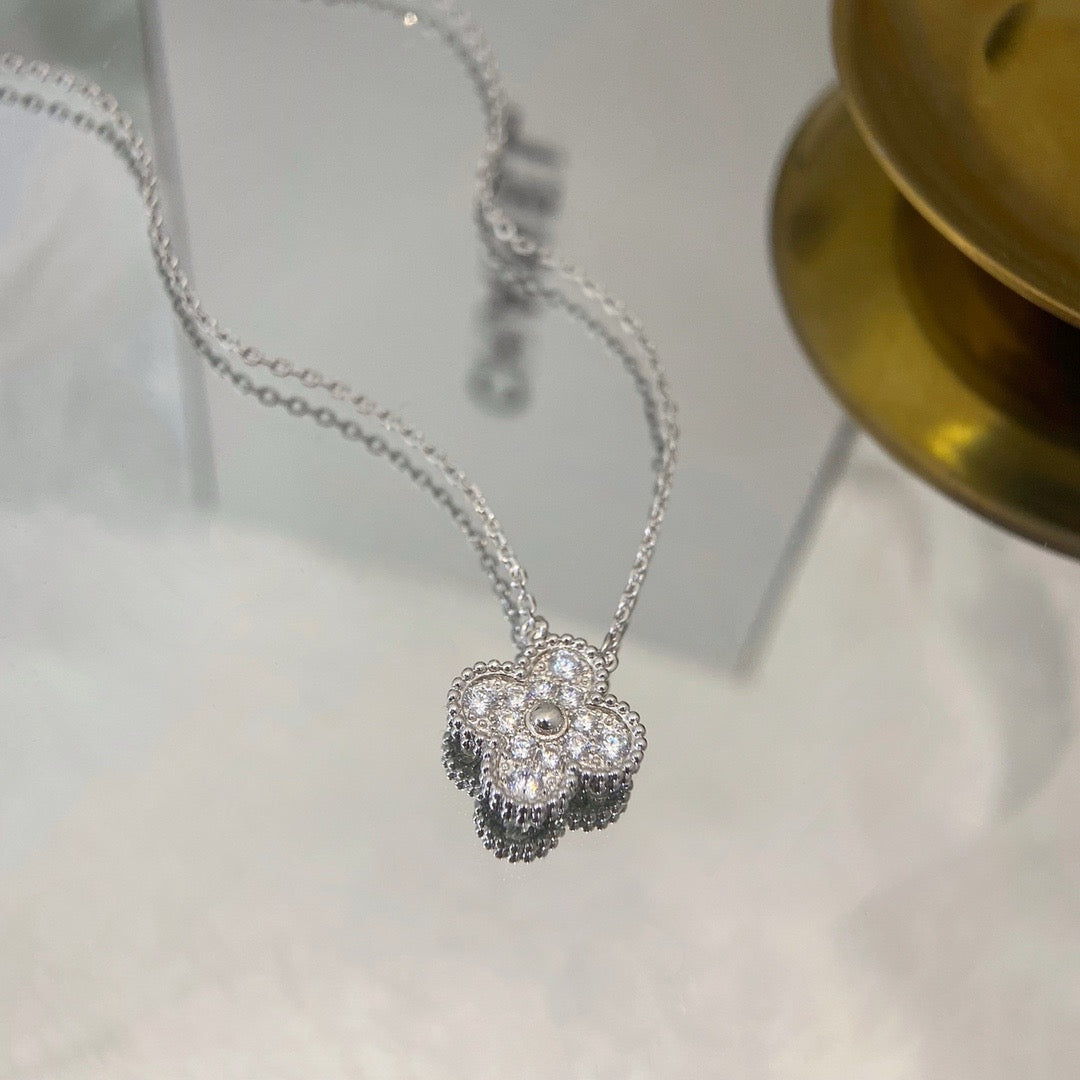 [Baslove]CLOVER 15MM DIAMOND SINGLE FLOWER NECKLACE