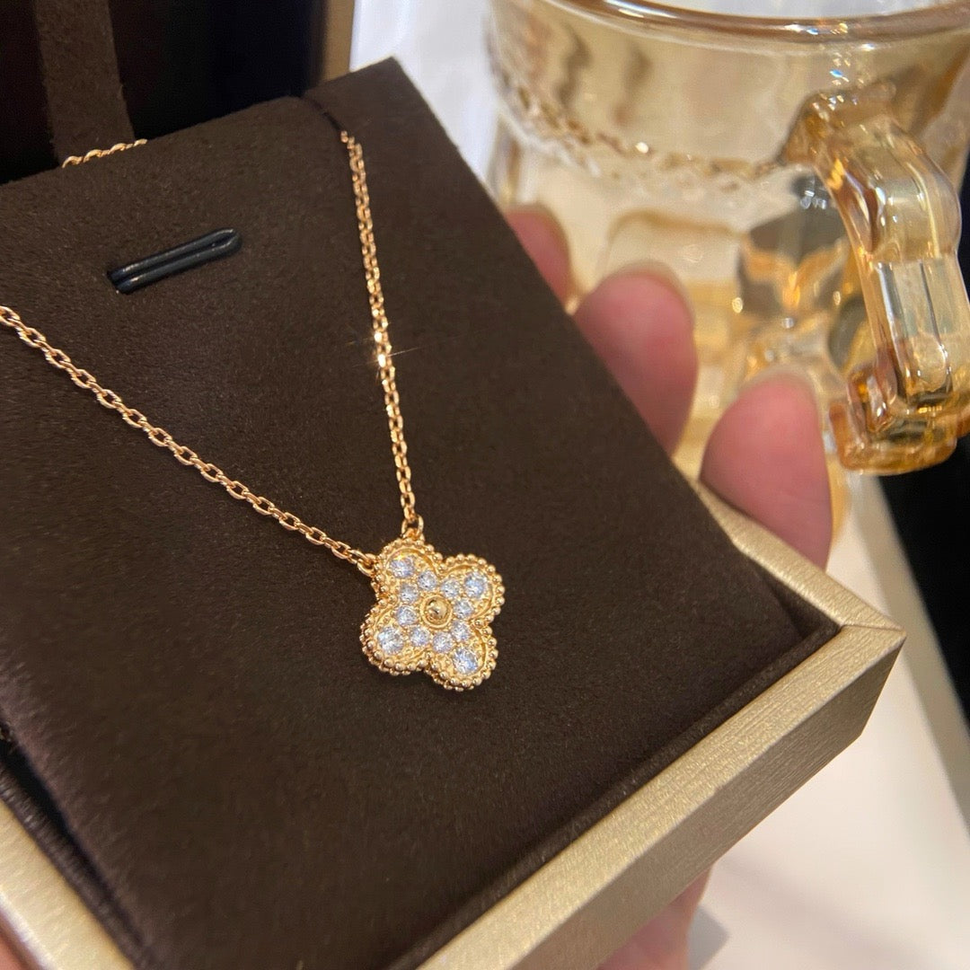 [Baslove]CLOVER 15MM DIAMOND SINGLE FLOWER NECKLACE